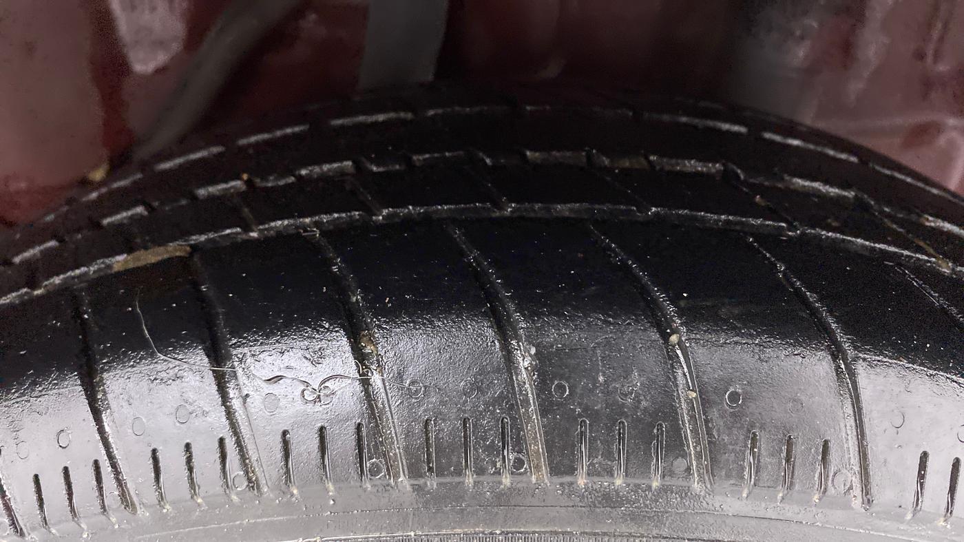 2017 Honda Brio S MT, Petrol, Manual, 22,180 km, Left Rear Tyre Tread