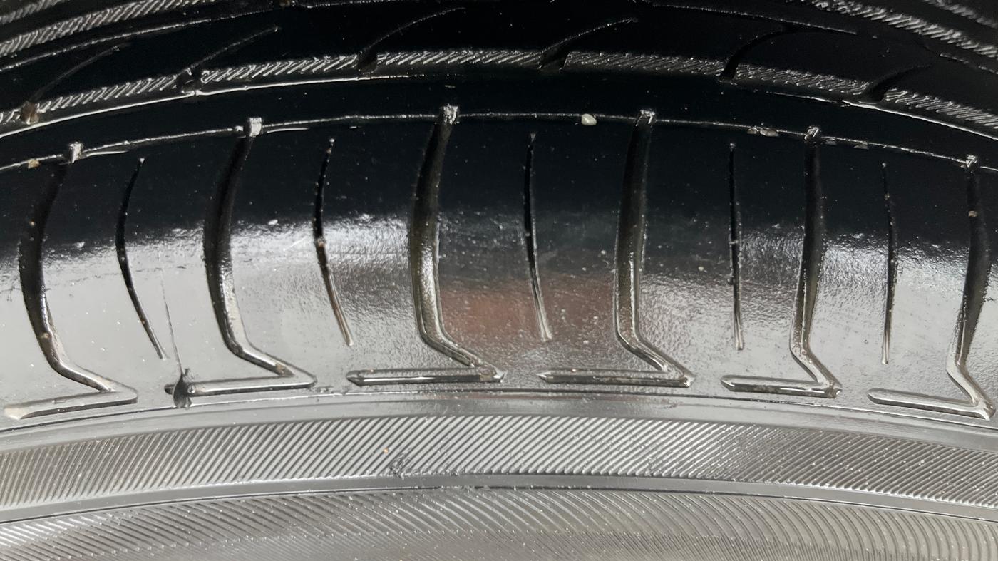 2013 Maruti Swift Dzire VXI AT, Petrol, Automatic, 79,753 km, Right Rear Tyre Tread