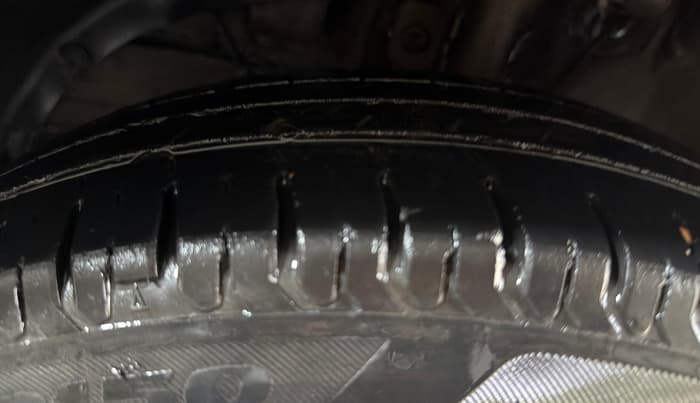 2017 Maruti Dzire VXI, Petrol, Manual, 40,331 km, Left Front Tyre Tread