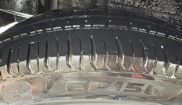 2017 Maruti Dzire VXI, Petrol, Manual, 40,331 km, Right Rear Tyre Tread