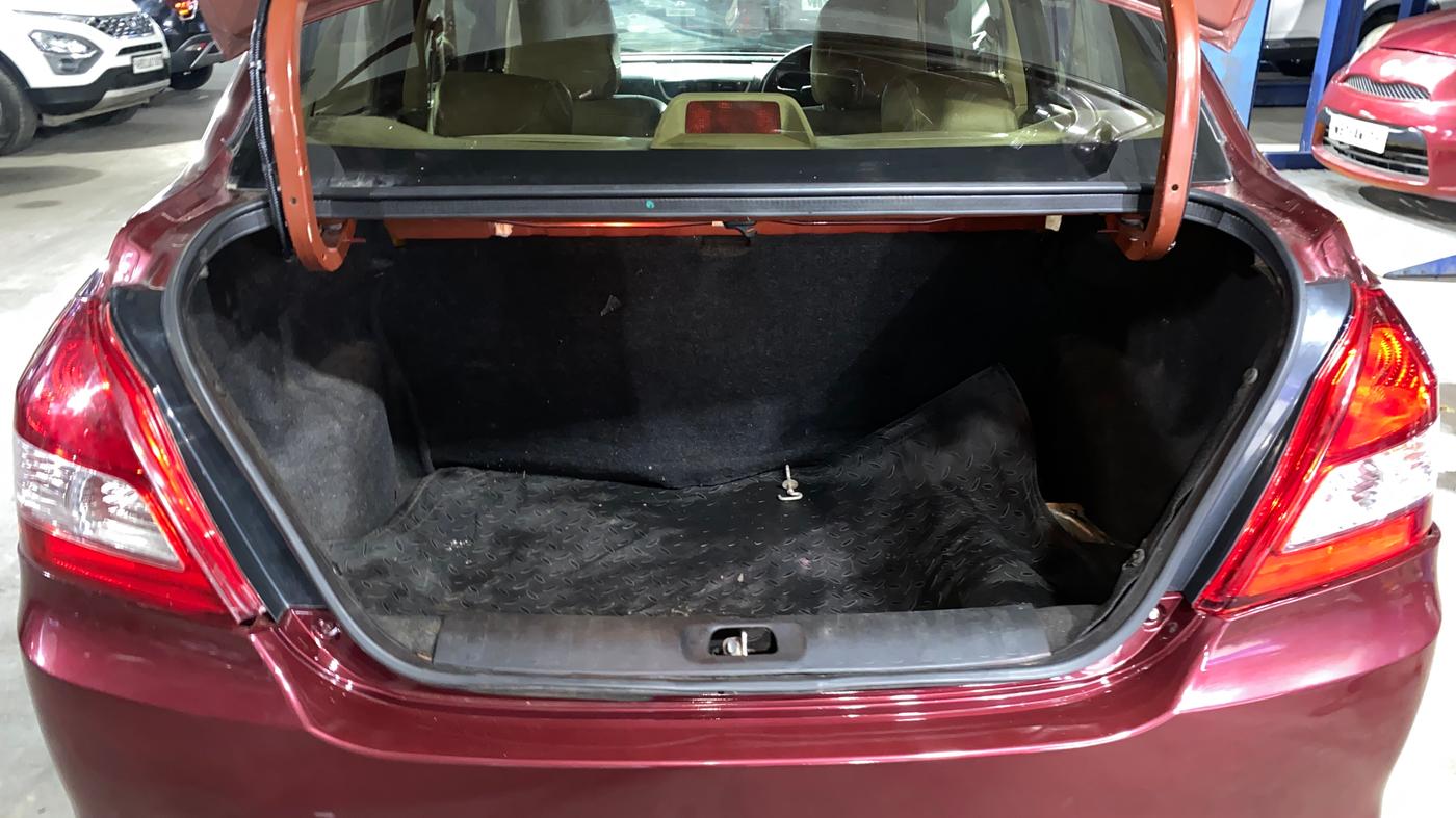 2015 Maruti Swift Dzire VXI, Petrol, Manual, 66,496 km, Boot Inside