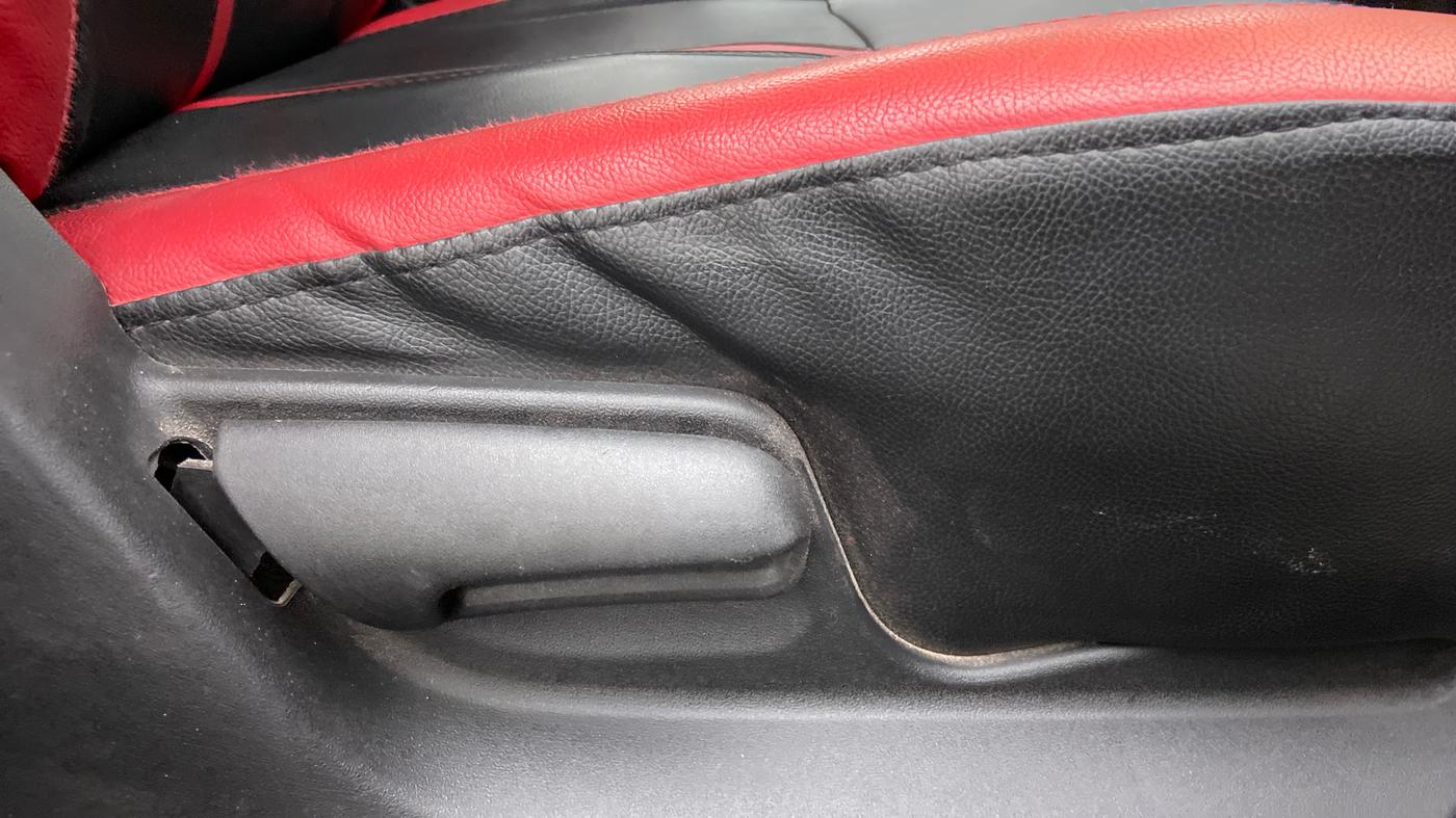 2014 Maruti Swift VXI, Petrol, Manual, 94,540 km, Driver Side Adjustment Panel