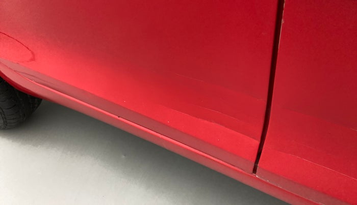 2014 Maruti Swift VXI, Petrol, Manual, 94,540 km, Right rear door - Slightly dented