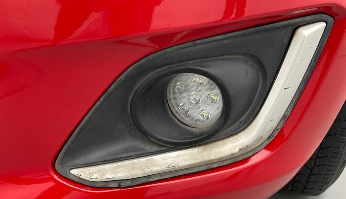 2014 Maruti Swift VXI, Petrol, Manual, 94,540 km, Left fog light - Not working