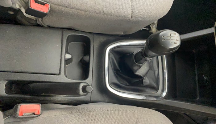 2020 Renault TRIBER RXL MT, Petrol, Manual, 27,600 km, Gear Lever