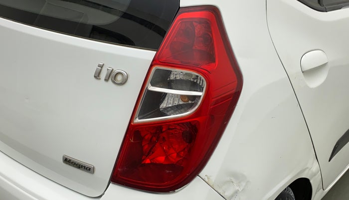 2011 Hyundai i10 MAGNA 1.2, CNG, Manual, 89,963 km, Right tail light - Minor scratches