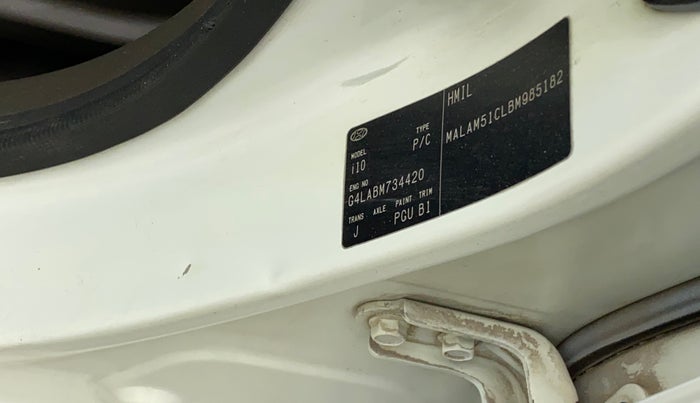 2011 Hyundai i10 MAGNA 1.2, CNG, Manual, 89,963 km, Left B pillar - Slightly dented