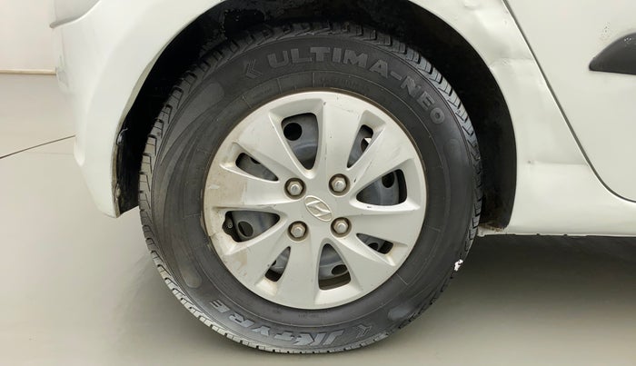 2011 Hyundai i10 MAGNA 1.2, CNG, Manual, 89,963 km, Right Rear Wheel