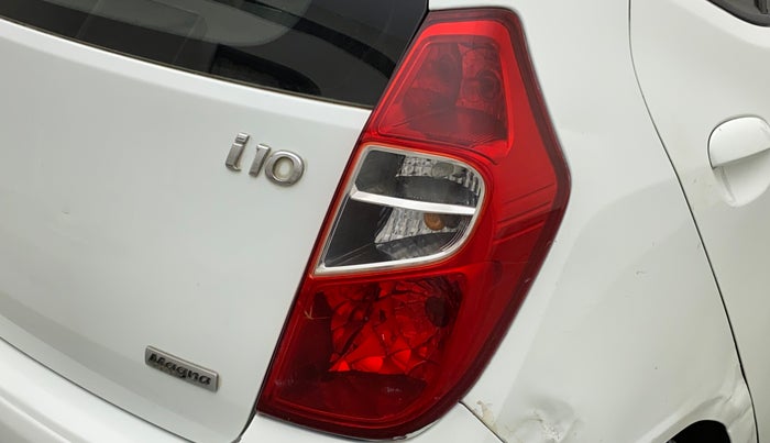 2011 Hyundai i10 MAGNA 1.2, CNG, Manual, 89,963 km, Right tail light - Minor damage