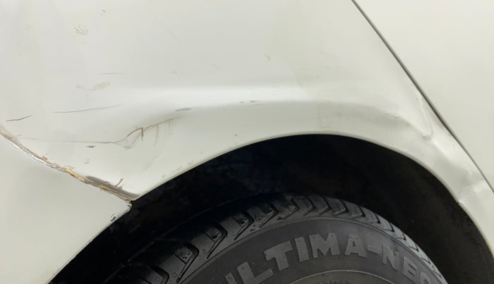 2011 Hyundai i10 MAGNA 1.2, CNG, Manual, 89,963 km, Right quarter panel - Slightly rusted