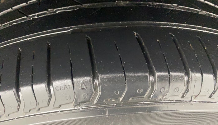 2021 Hyundai VENUE SX 1.0 TURBO, Petrol, Manual, 19,027 km, Left Rear Tyre Tread