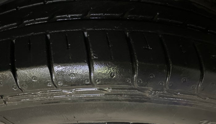 2020 Tata NEXON XM PLUS SUNROOF DIESEL, Diesel, Manual, 78,654 km, Right Front Tyre Tread