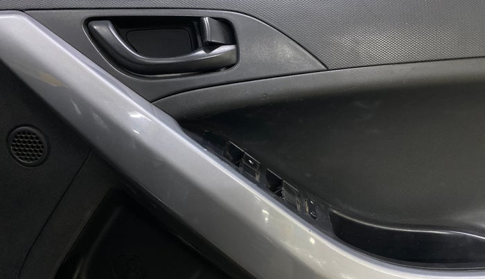 2020 Tata NEXON XM PLUS SUNROOF DIESEL, Diesel, Manual, 78,654 km, Driver Side Door Panels Control