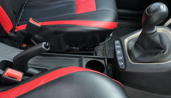 2019 Hyundai NEW SANTRO SPORTZ 1.1, Petrol, Manual, 20,630 km, Gear Lever