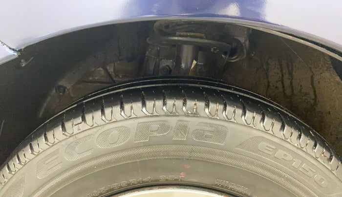 2022 Maruti Swift VXI, Petrol, Manual, 67,749 km, Left Front Tyre Tread