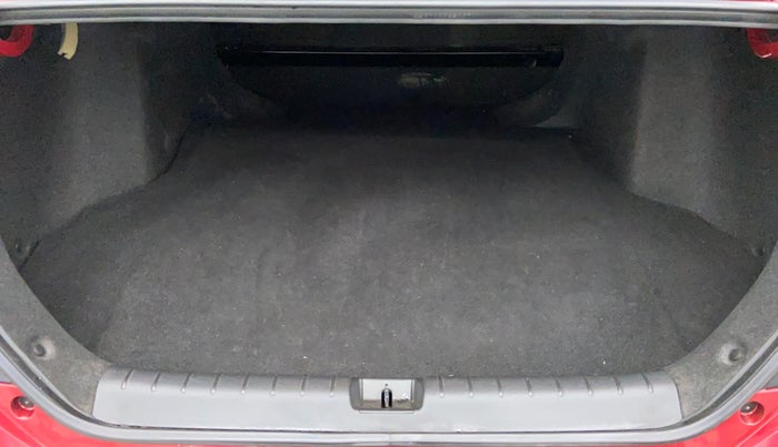 2019 Honda Civic ZX MT DIESEL, Diesel, Manual, 42,647 km, Boot Inside
