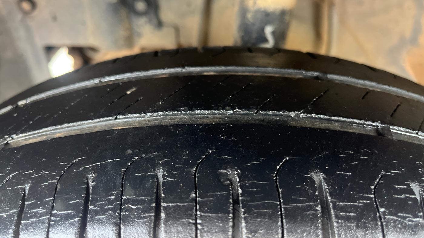 2015 Datsun Go Plus T, Petrol, Manual, 80,595 km, Left Front Tyre Tread