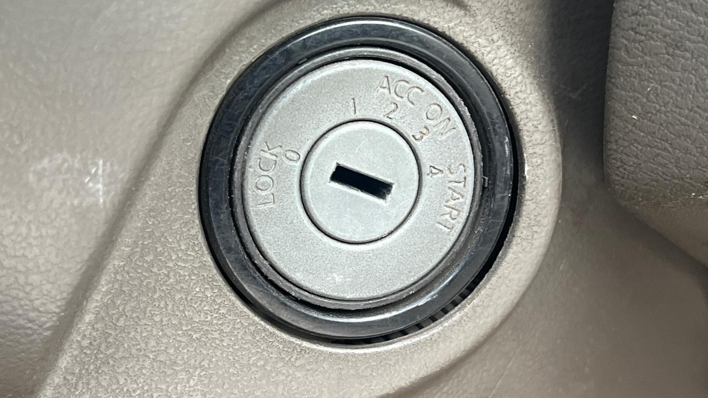 2015 Datsun Go Plus T, Petrol, Manual, 80,595 km, Keyless Start/ Stop Button