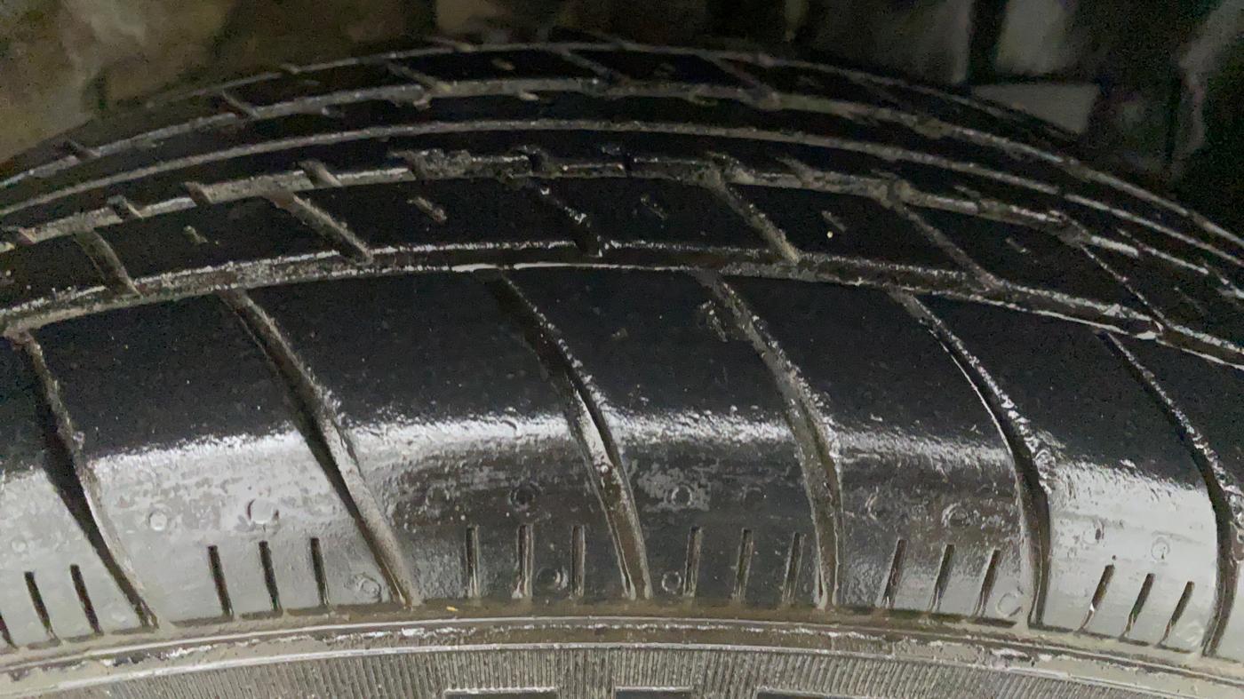 2019 Maruti New Wagon-R LXI CNG 1.0 L, CNG, Manual, 23,380 km, Right Front Tyre Tread