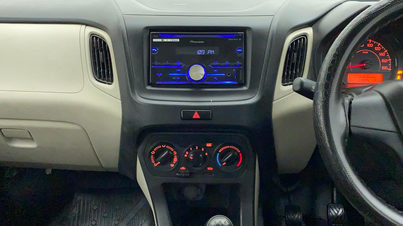 2019 Maruti New Wagon-R LXI CNG 1.0 L, CNG, Manual, 23,380 km, Air Conditioner