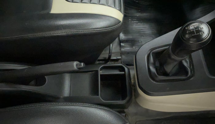 2019 Maruti New Wagon-R LXI CNG 1.0 L, CNG, Manual, 23,380 km, Gear Lever