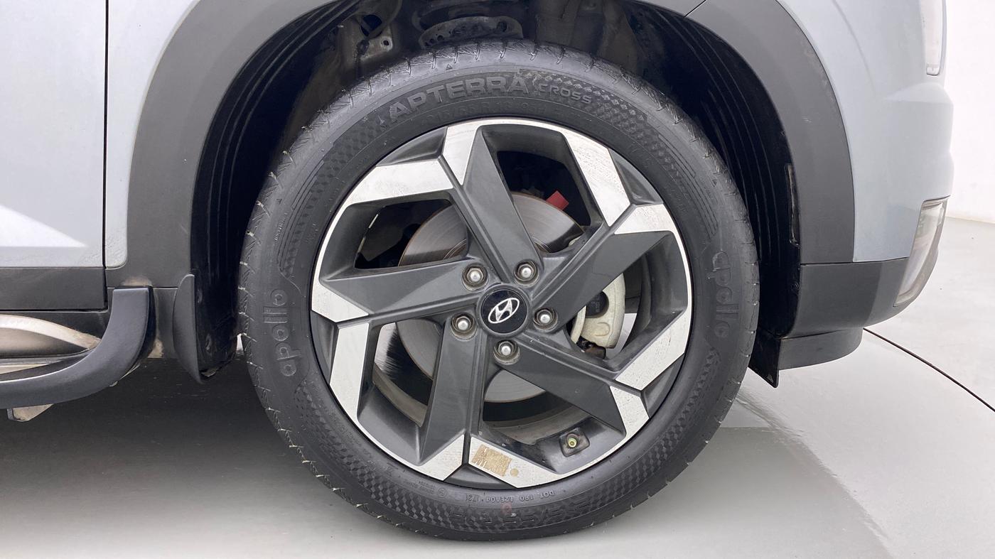 2021 Hyundai ALCAZAR 1.5 SIGNATURE MT 6STR, Diesel, Manual, 30,111 km, Right Front Wheel