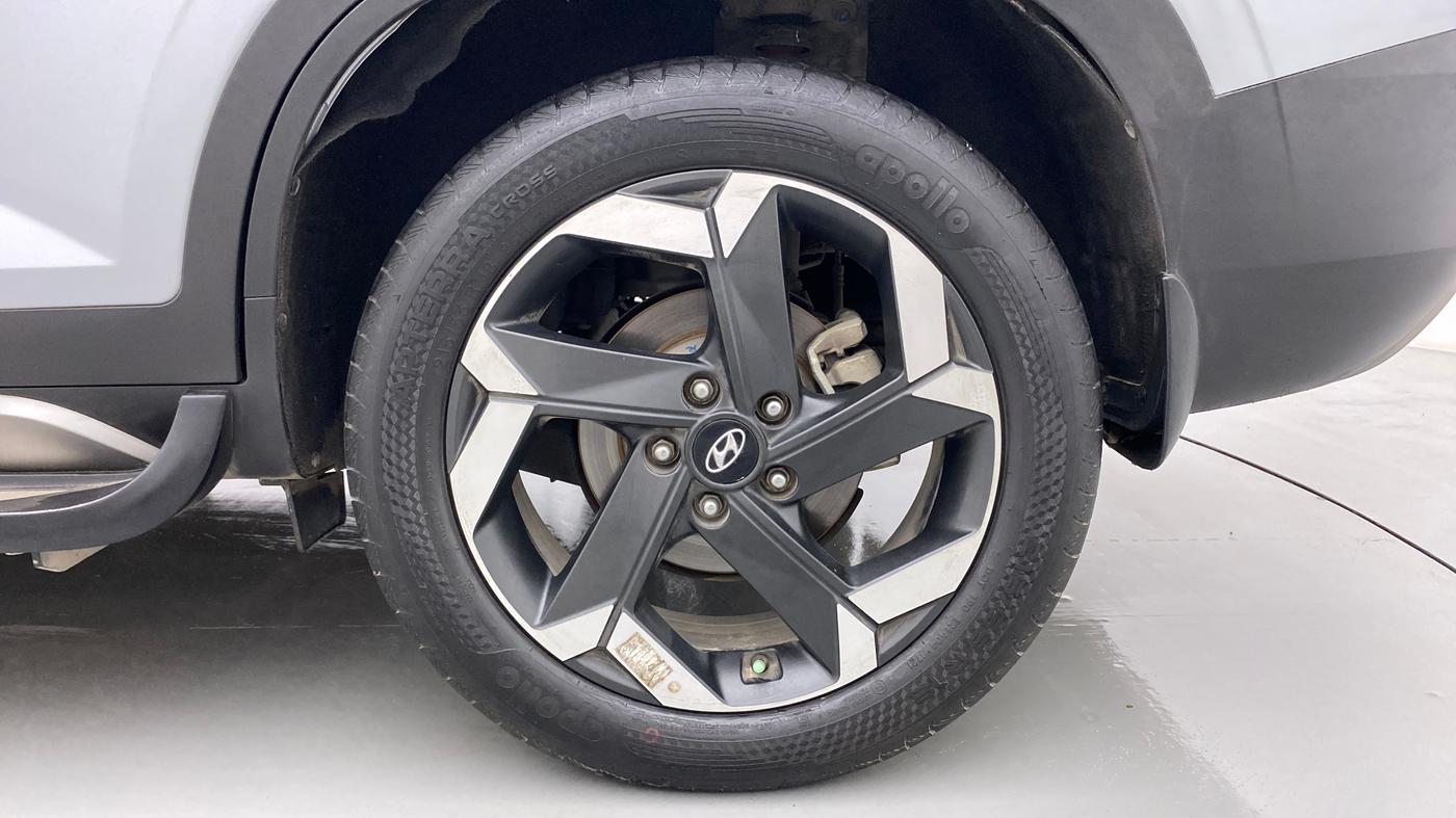 2021 Hyundai ALCAZAR 1.5 SIGNATURE MT 6STR, Diesel, Manual, 30,111 km, Left Rear Wheel