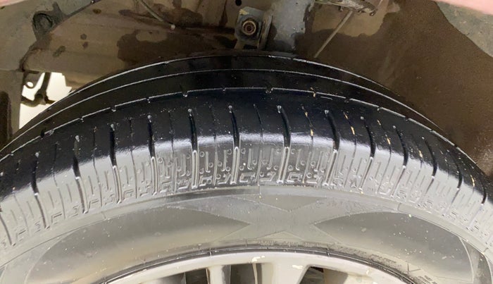 2019 Maruti Ertiga ZDI+ 1.5, Diesel, Manual, 1,28,670 km, Left Front Tyre Tread