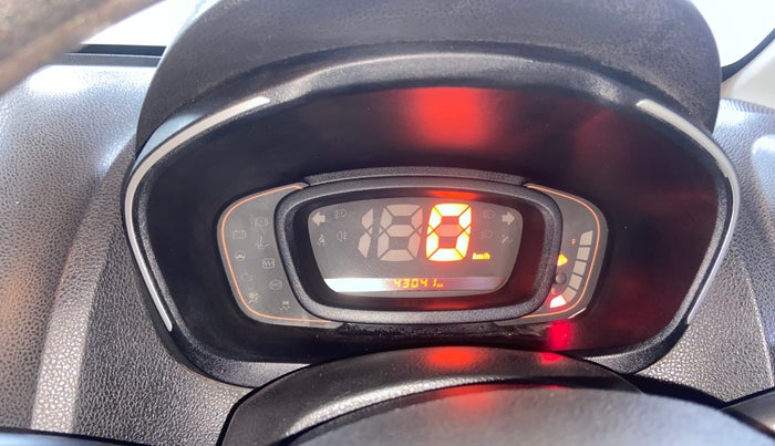 2018 Renault Kwid RXL, Petrol, Manual, 43,025 km, Odometer Image