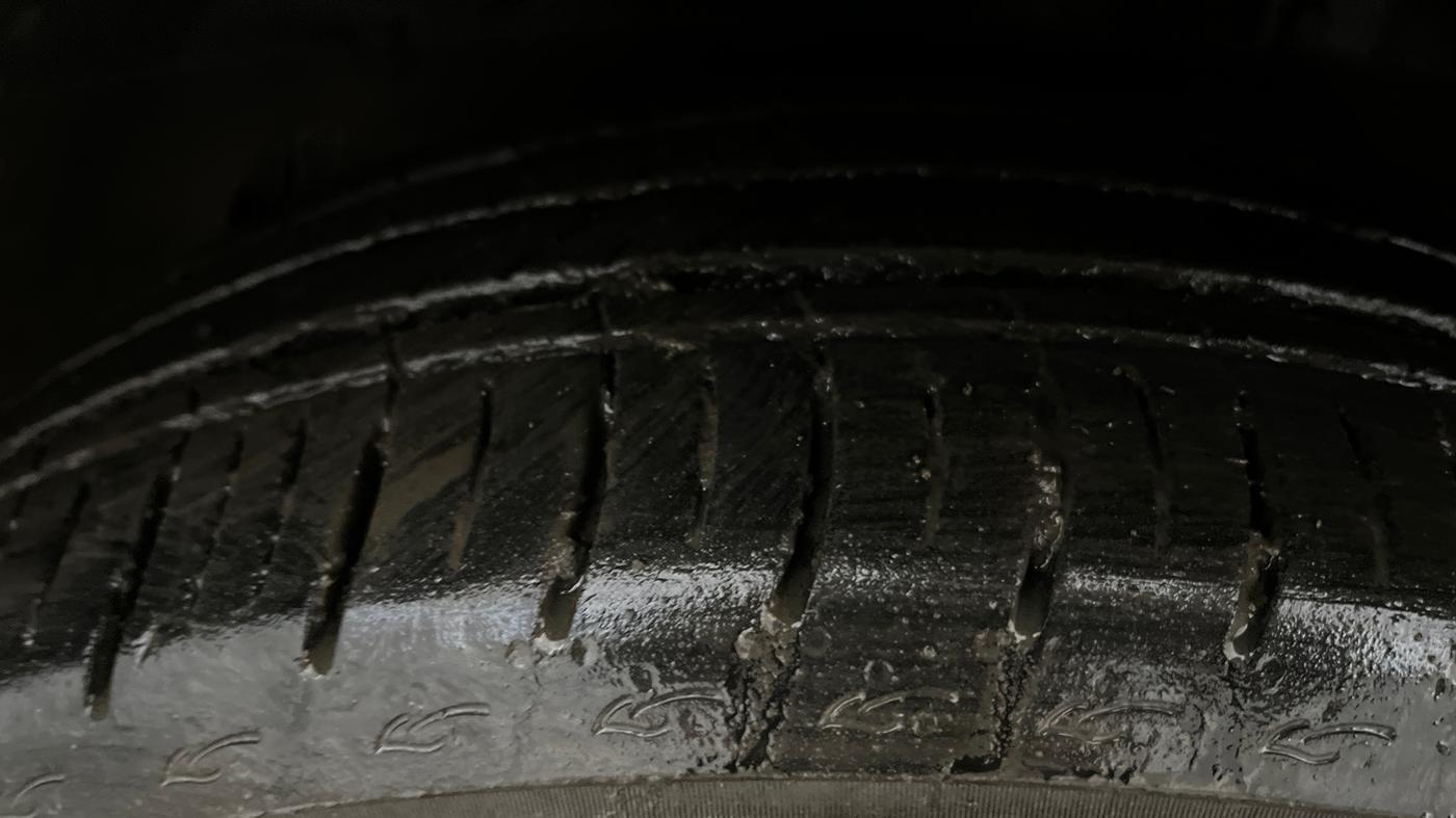 2016 Tata Zest XM PETROL, Petrol, Manual, 24,987 km, Left Front Tyre Tread