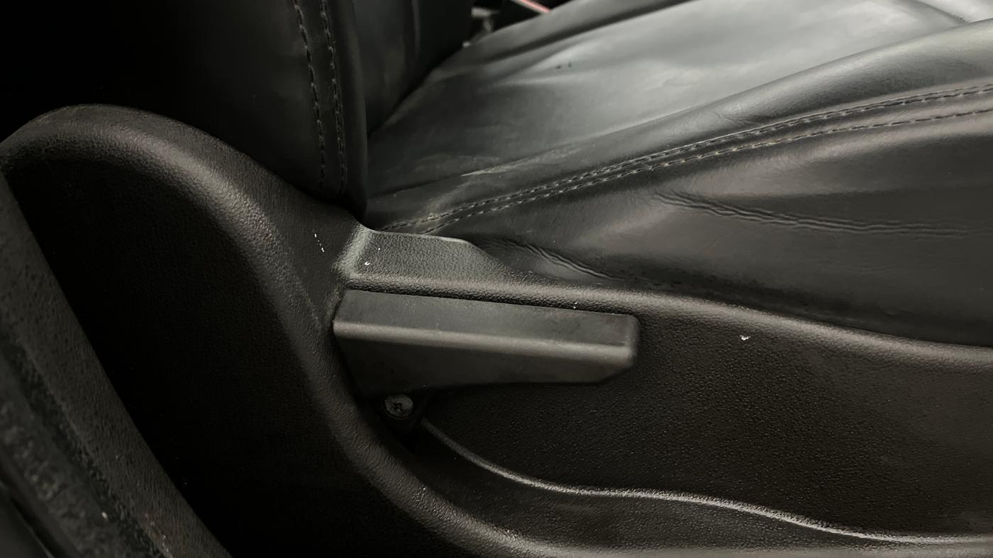 2016 Tata Zest XM PETROL, Petrol, Manual, 24,987 km, Driver Side Adjustment Panel