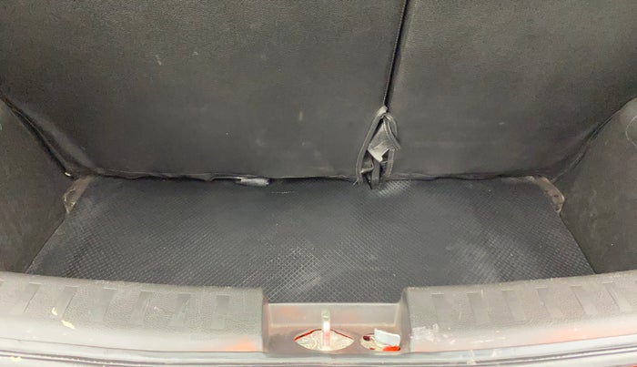 2017 Maruti Swift VXI O, Petrol, Manual, 48,820 km, Boot Inside