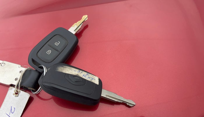 2018 Renault Kwid RXT 1.0 AMT (O), Petrol, Automatic, 24,119 km, Key Close Up