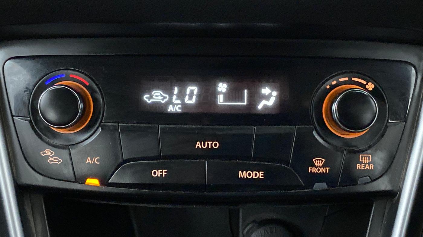 2017 Maruti S Cross ZETA SHVS, Diesel, Manual, 24,598 km, Automatic Climate Control