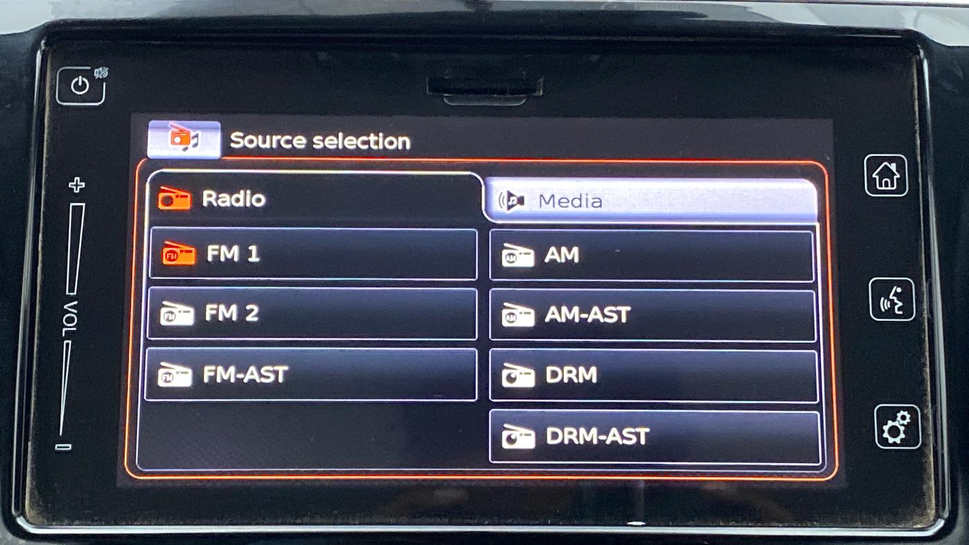 2017 Maruti S Cross ZETA SHVS, Diesel, Manual, 24,598 km, Infotainment System