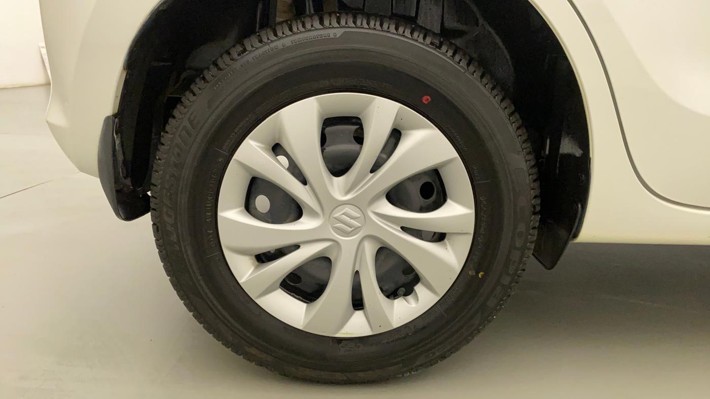 2023 Maruti Swift VXI, Petrol, Manual, 9,424 km, Right Rear Wheel
