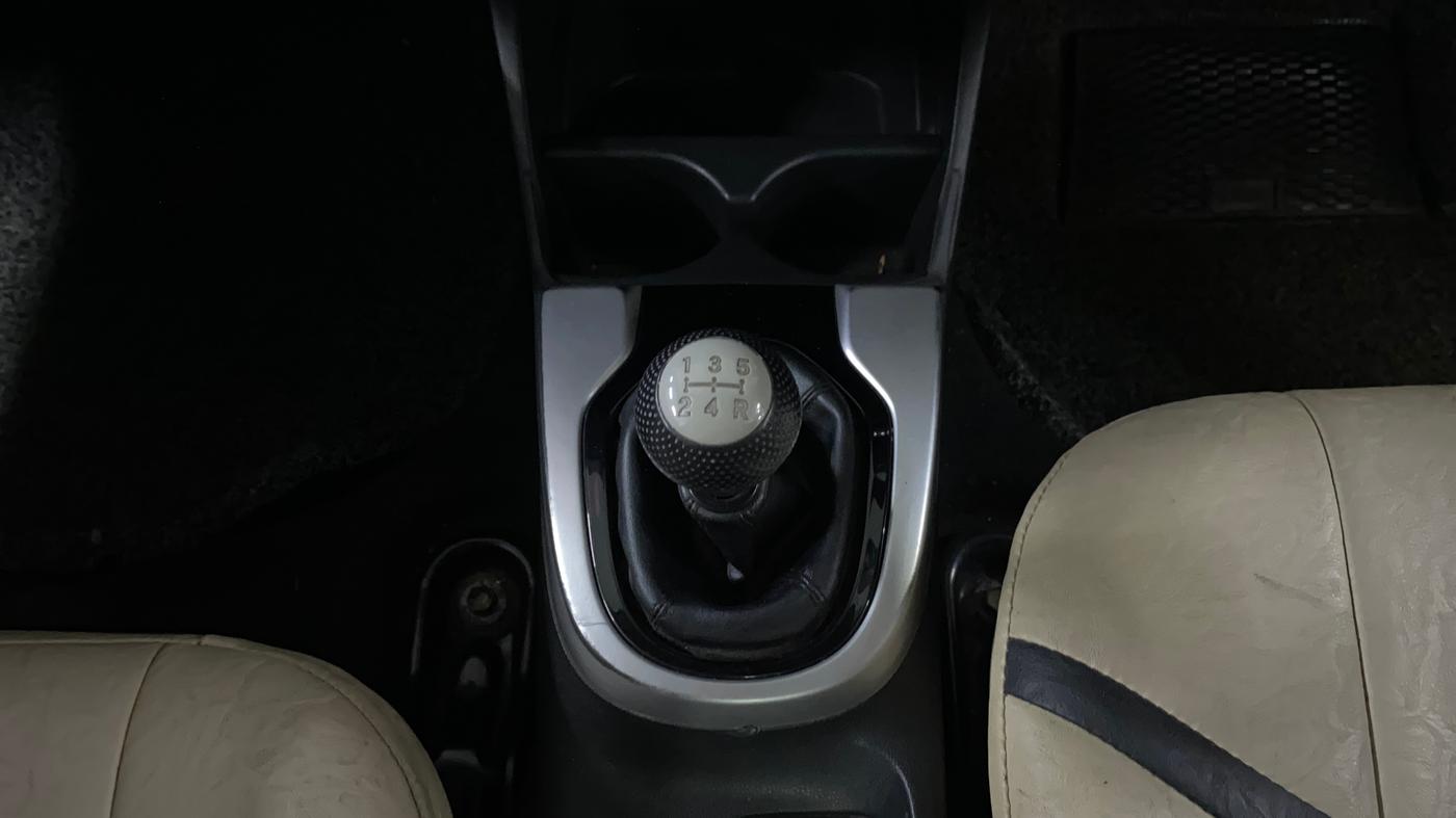 2015 Honda Jazz 1.2L I-VTEC S, Petrol, Manual, 65,697 km, Gear Lever