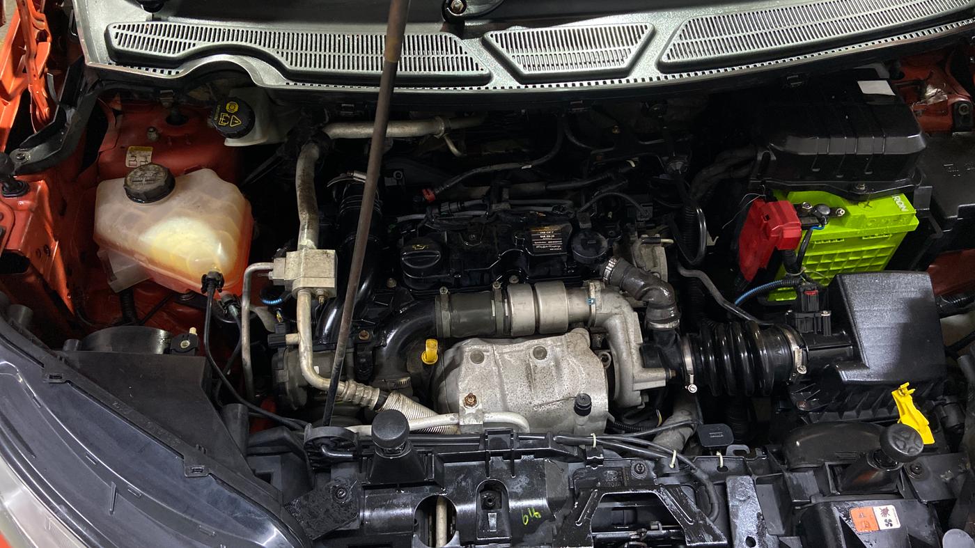 2013 Ford Ecosport AMBIENTE 1.5L DIESEL, Diesel, Manual, 96,884 km, Engine View - Right