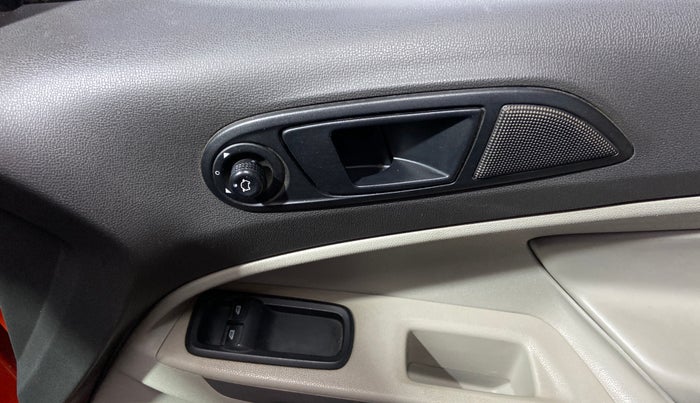 2013 Ford Ecosport AMBIENTE 1.5L DIESEL, Diesel, Manual, 96,932 km, Driver Side Door Panels Control