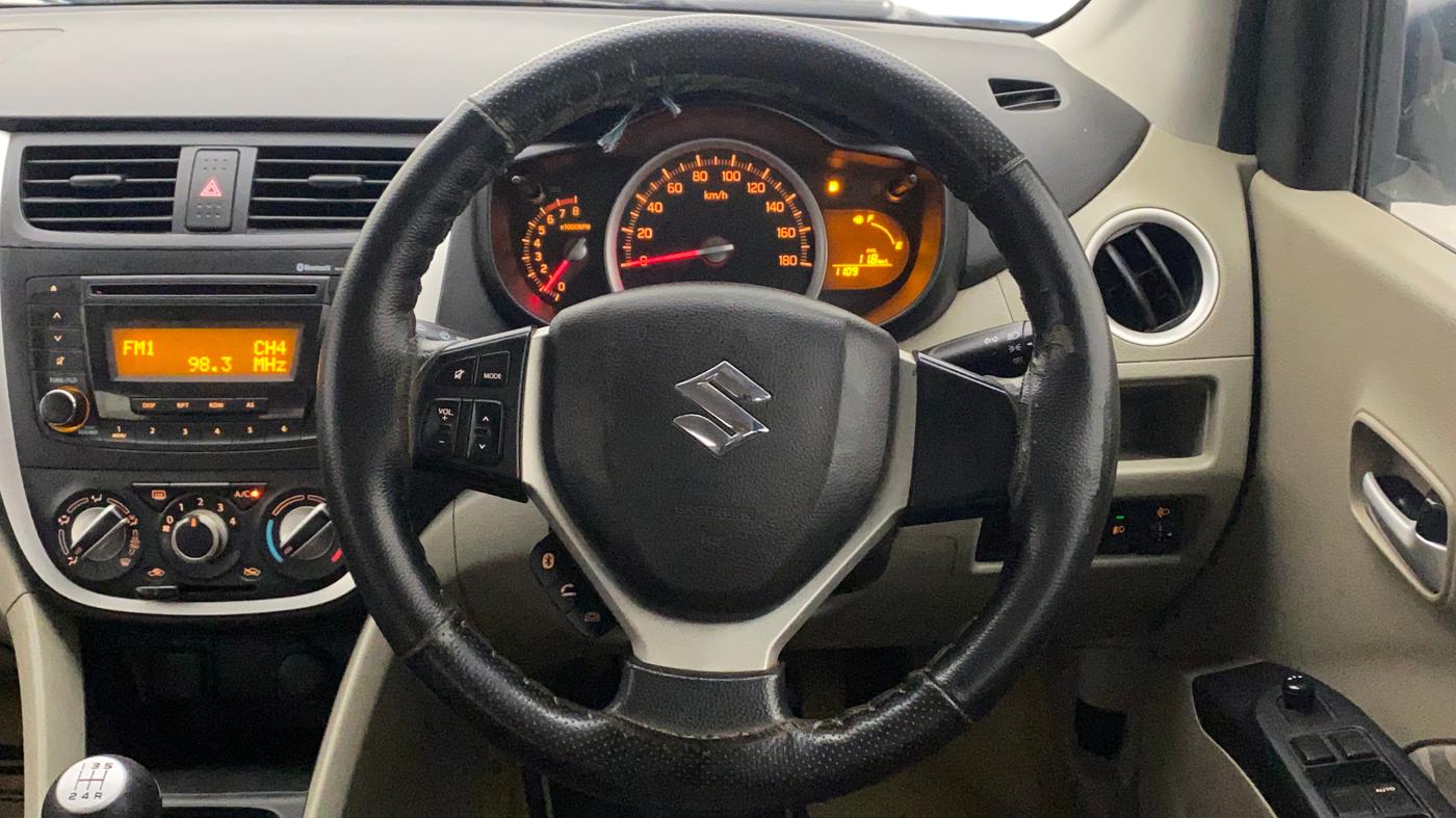2017 Maruti Celerio ZXI (O), Petrol, Manual, 66,776 km, Steering Wheel Close Up