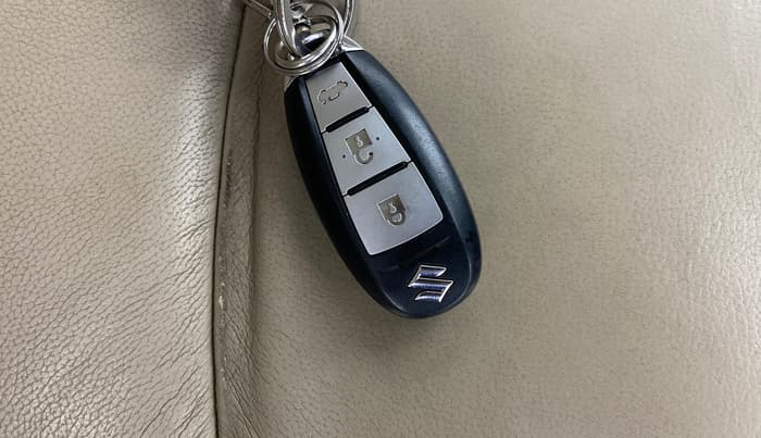 2018 Maruti Ciaz ALPHA  AT 1.4  PETROL, Petrol, Automatic, 33,118 km, Key Close Up