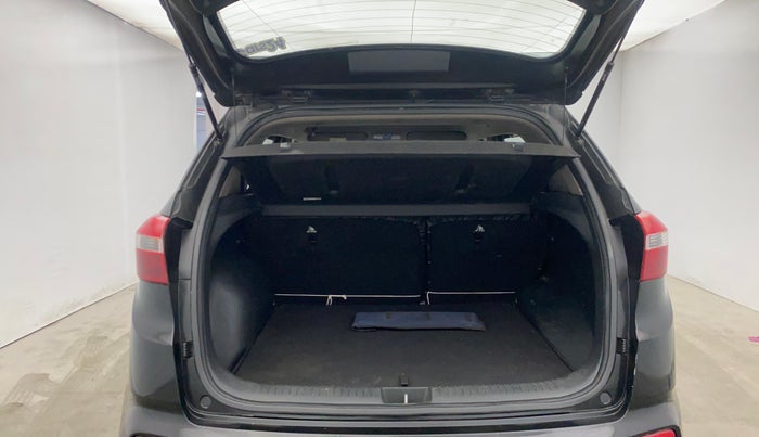 2018 Hyundai Creta SX PLUS AT 1.6 DIESEL, Diesel, Automatic, 81,580 km, Boot Inside