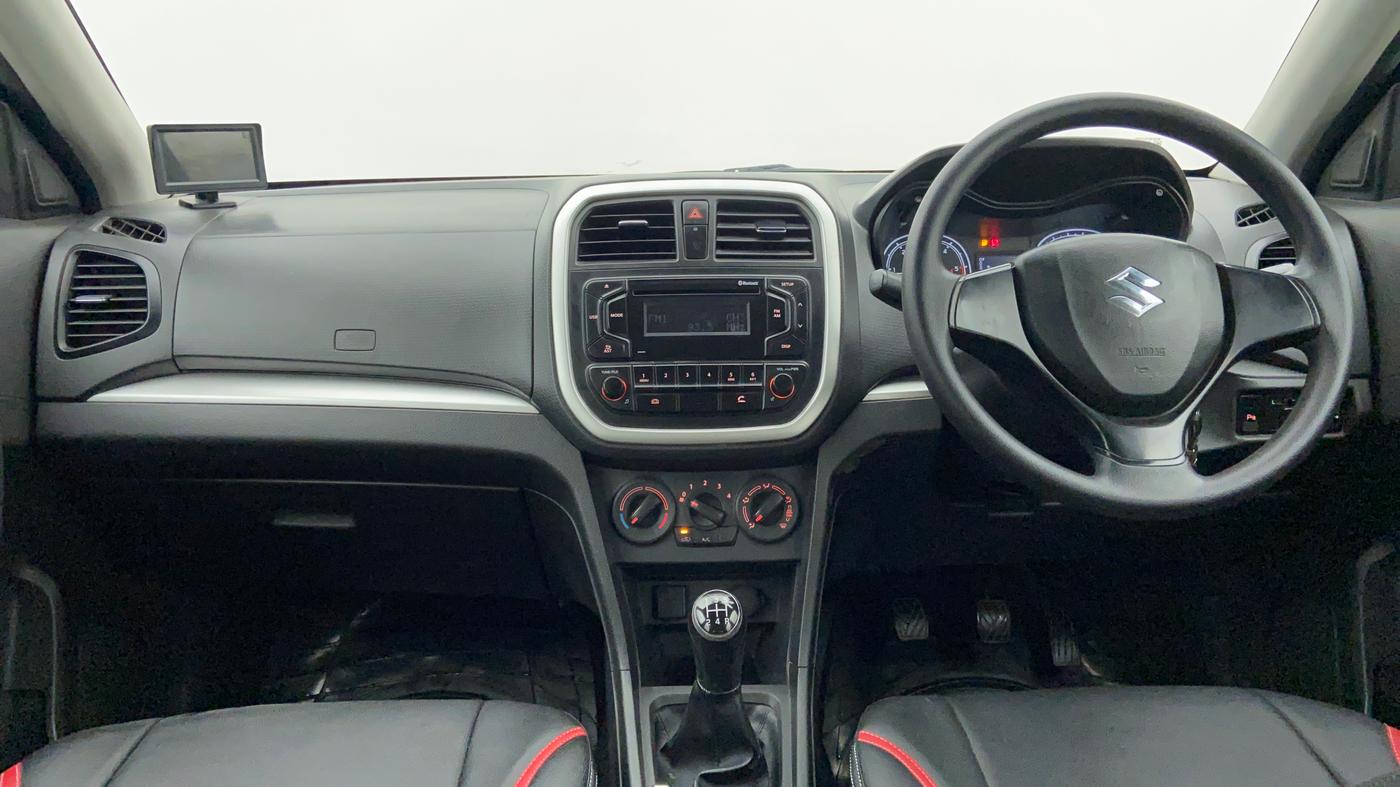 2016 Maruti Vitara Brezza VDI OPT, Diesel, Manual, 73,675 km, Dashboard