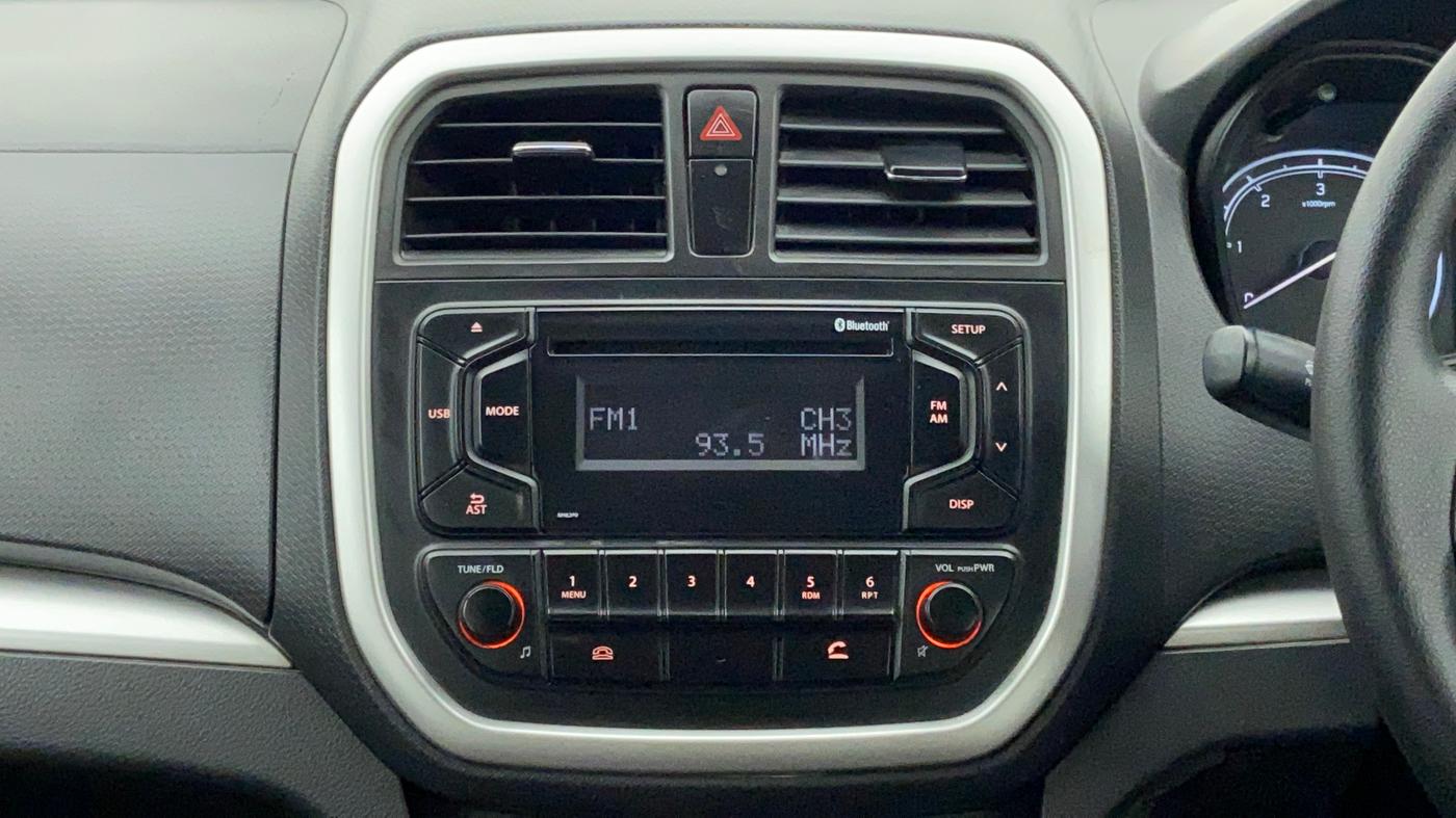 2016 Maruti Vitara Brezza VDI OPT, Diesel, Manual, 73,675 km, Infotainment System