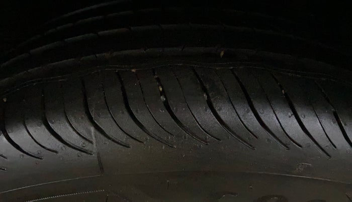 2022 Tata NEXON XZA PLUS PETROL DARK EDITION, Petrol, Automatic, 49,352 km, Left Rear Tyre Tread