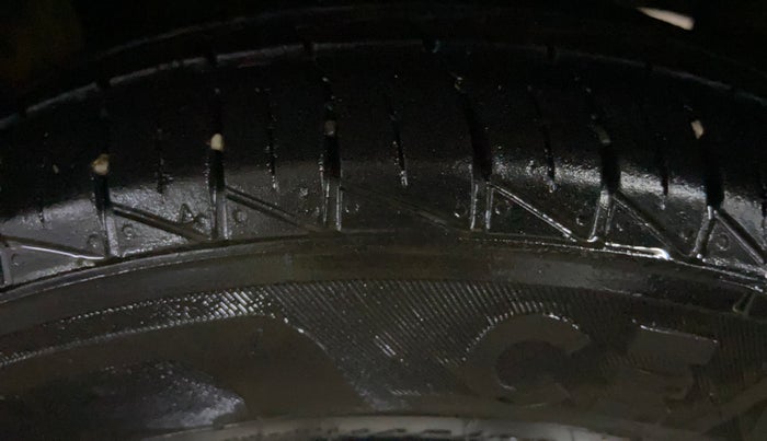 2022 Maruti Alto LXI O, Petrol, Manual, 8,104 km, Left Rear Tyre Tread