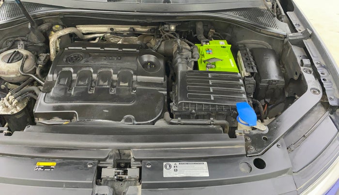 2017 Volkswagen TIGUAN COMFORTLINE TDI AT, Diesel, Automatic, 79,459 km, Engine View - Left