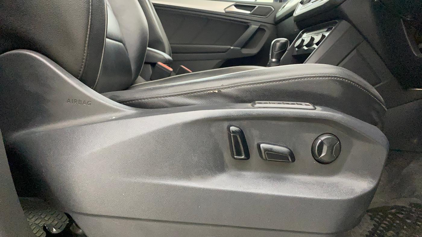 2017 Volkswagen TIGUAN COMFORTLINE TDI AT, Diesel, Automatic, 81,532 km, Driver Side Adjustment Panel