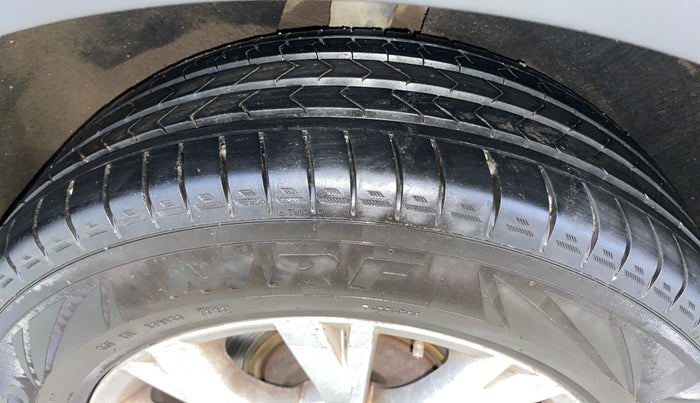 2017 Volkswagen TIGUAN COMFORTLINE TDI AT, Diesel, Automatic, 79,459 km, Right Rear Tyre Tread