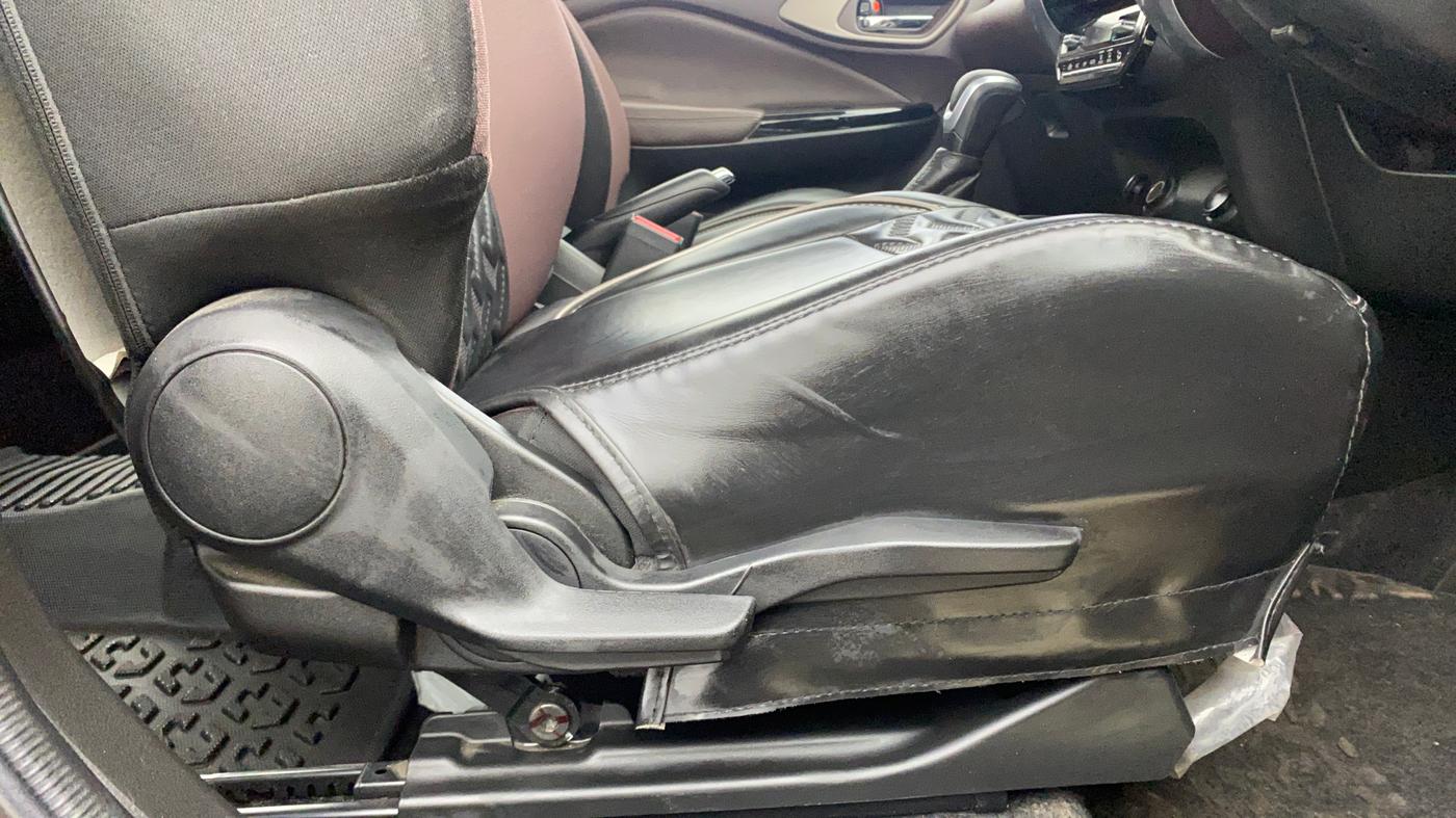 2023 Maruti FRONX ZETA 1.0L TURBO 6 AT, Petrol, Automatic, 24,085 km, Driver Side Adjustment Panel